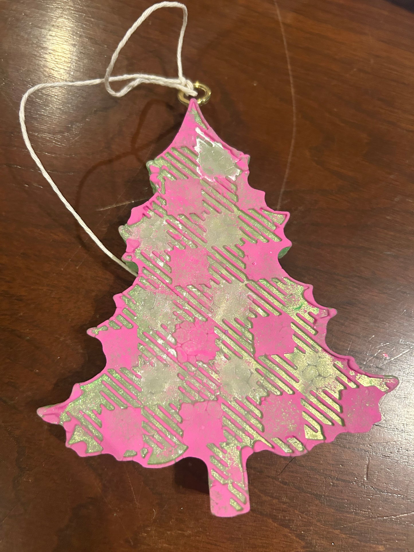 CHECKERED CHRISTMAS TREE CAR FRESHIE