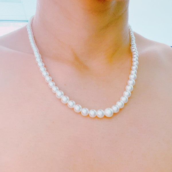 Queen Liz Graduated Pearl Necklace