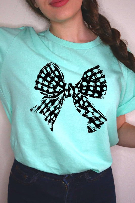 Vintage Checkered Bow Graphic T Shirts