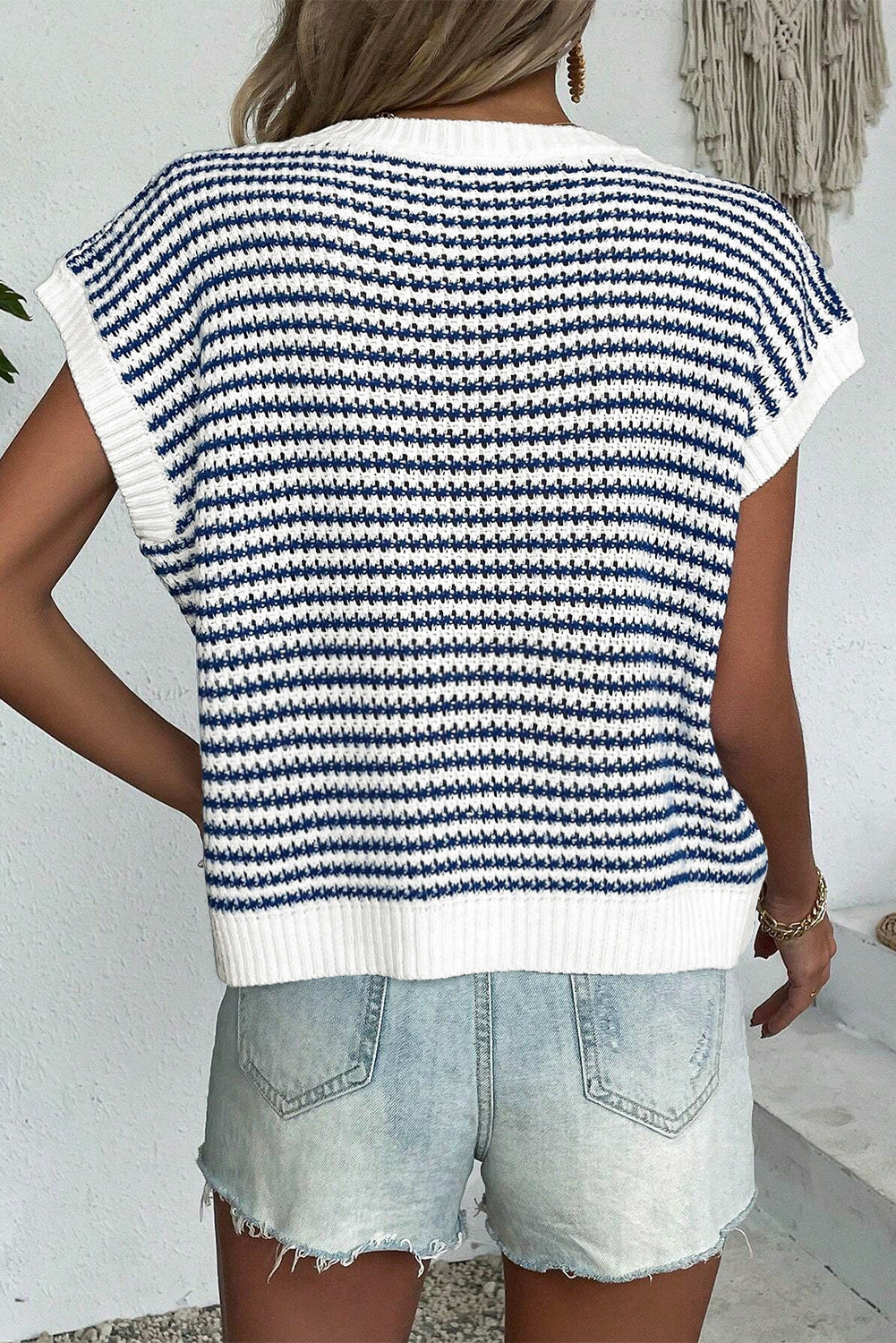 Stripe Ribbed Trim Loose Fit Knitted Sweater Vest