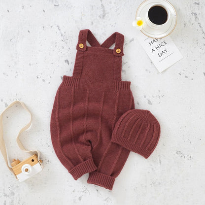 Baby's Sweater Bodysuit With Suspender And Hat