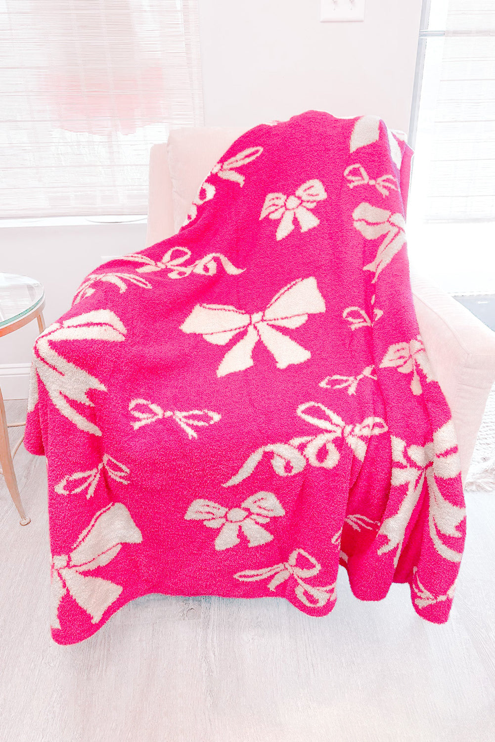 Rose Red Bow Printed Cozy Soft Throw Blanket